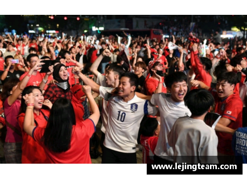 乐竞体育球迷捧场热情高涨，球队赛场外气氛热烈欢庆 - 副本